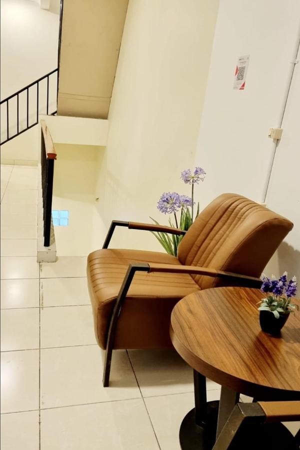 Heritage Home Serpong Extérieur photo