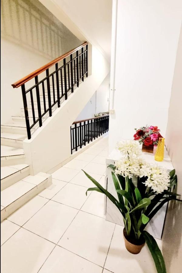 Heritage Home Serpong Extérieur photo