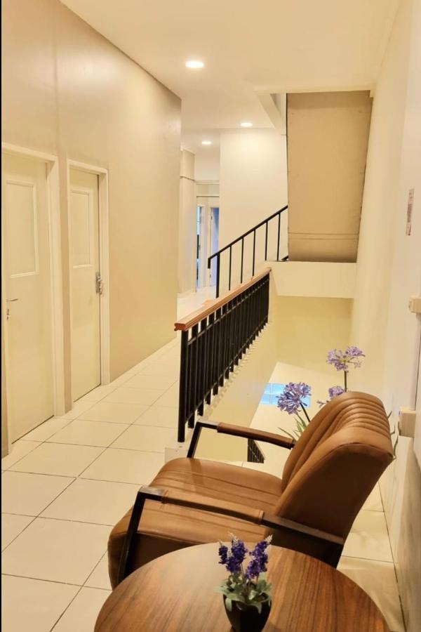 Heritage Home Serpong Extérieur photo