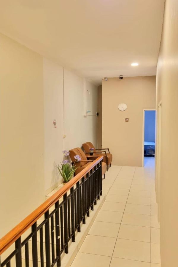 Heritage Home Serpong Extérieur photo